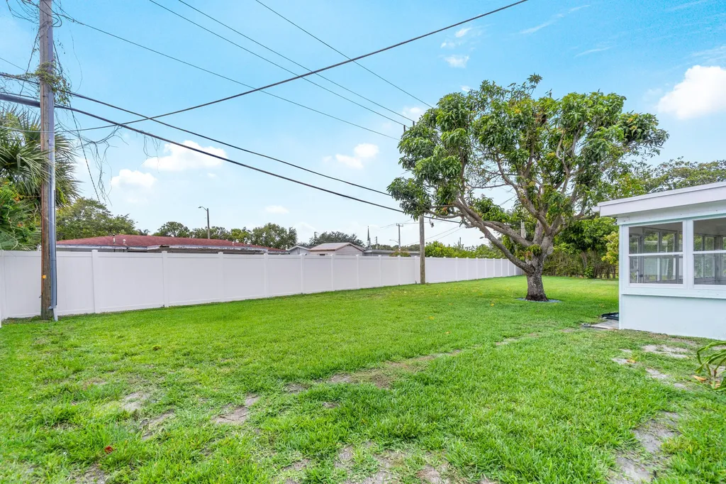 9531 Birdwood Street Palm Beach Gardens FL 33410