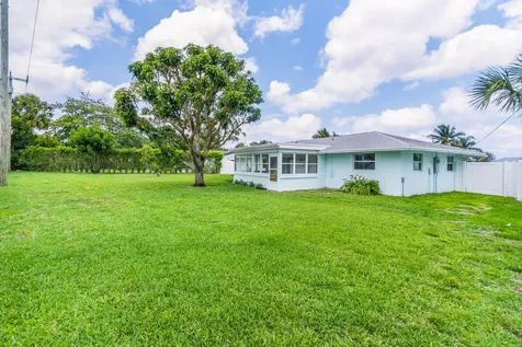 9531 Birdwood Street Palm Beach Gardens FL 33410
