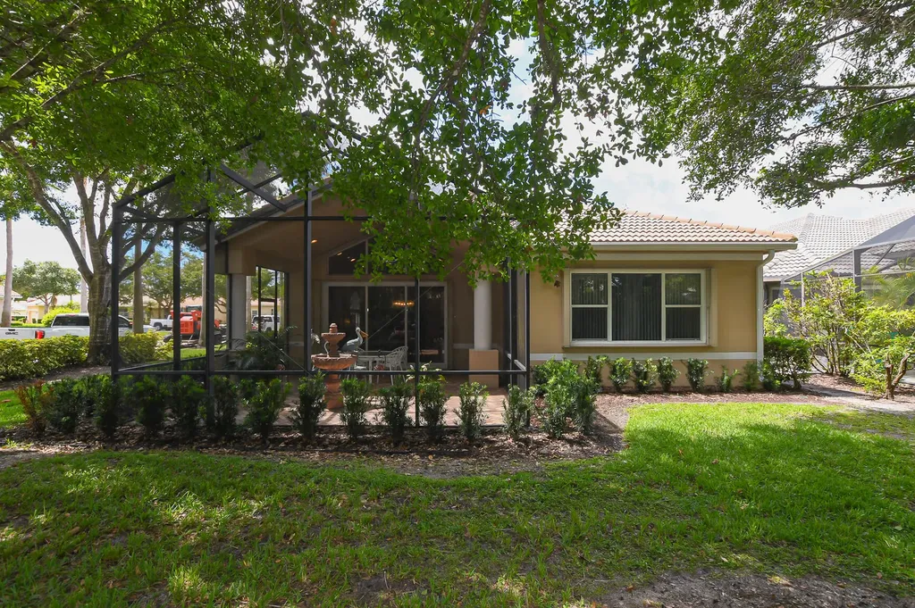 7600 Greenbrier Circle Port St Lucie FL 34986