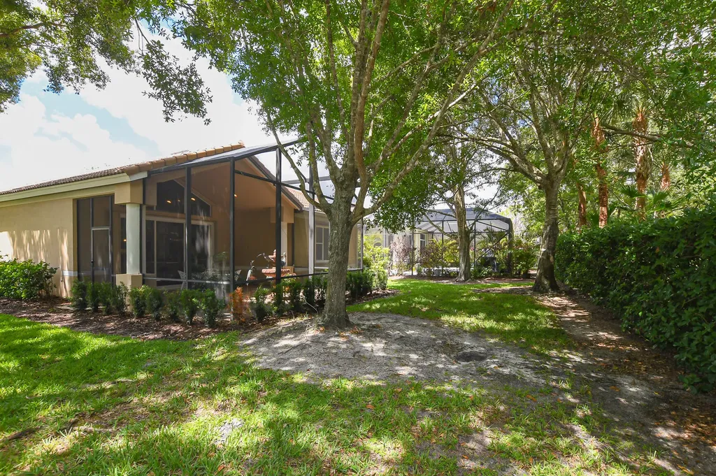7600 Greenbrier Circle Port St Lucie FL 34986
