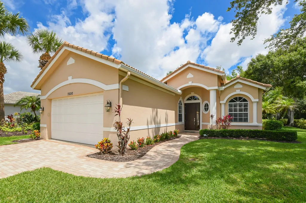 7600 Greenbrier Circle Port St Lucie FL 34986