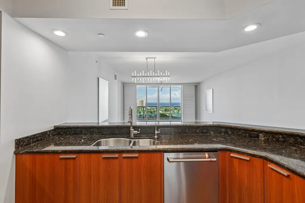 2640 Lake Shore Drive Riviera Beach FL 33404