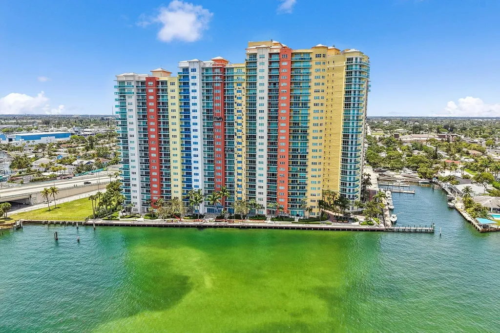 2640 Lake Shore Drive Riviera Beach FL 33404