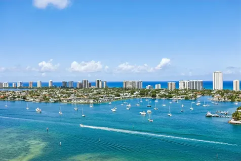2640 Lake Shore Drive Riviera Beach FL 33404
