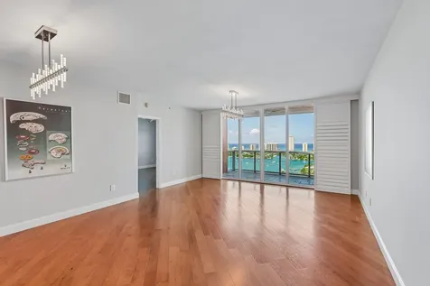 2640 Lake Shore Drive Riviera Beach FL 33404