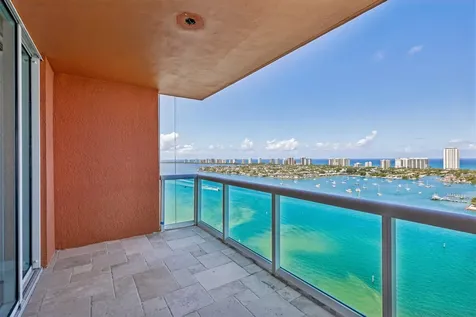 2640 Lake Shore Drive Riviera Beach FL 33404