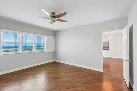 2640 Lake Shore Drive Riviera Beach FL 33404