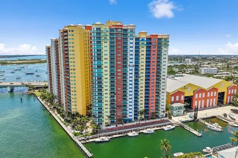 2640 Lake Shore Drive Riviera Beach FL 33404
