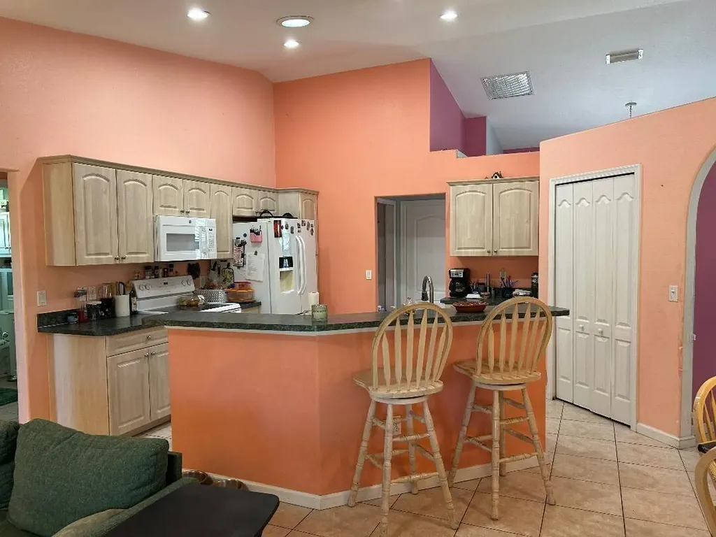 2301 SE Mariola Avenue SE Port St Lucie FL 34952