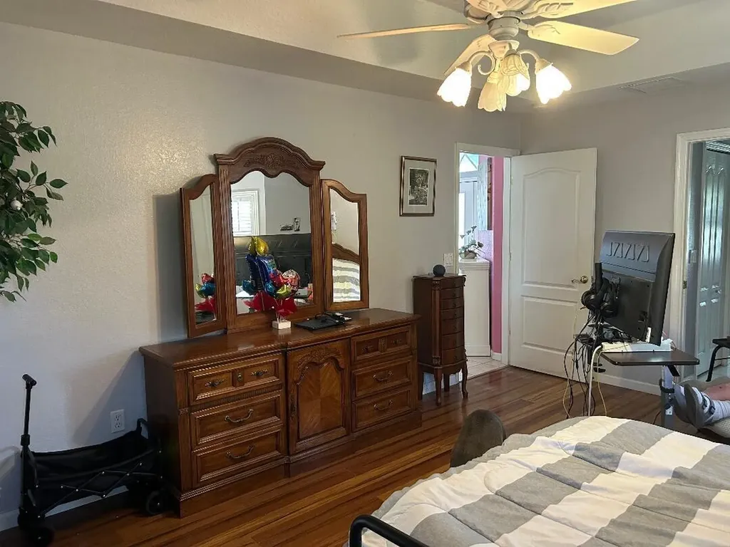 2301 SE Mariola Avenue SE Port St Lucie FL 34952