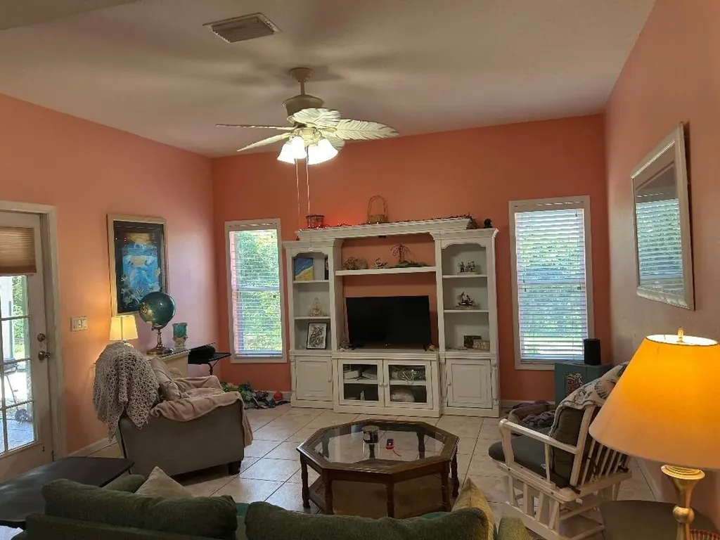 2301 SE Mariola Avenue SE Port St Lucie FL 34952
