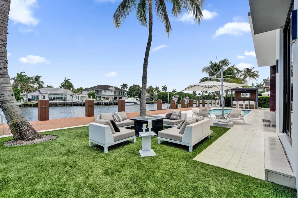 2816 NE 38th Street Fort Lauderdale FL 33308