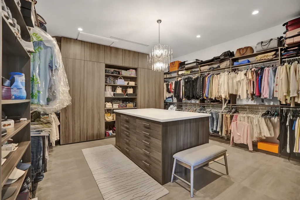 2816 NE 38th Street Fort Lauderdale FL 33308