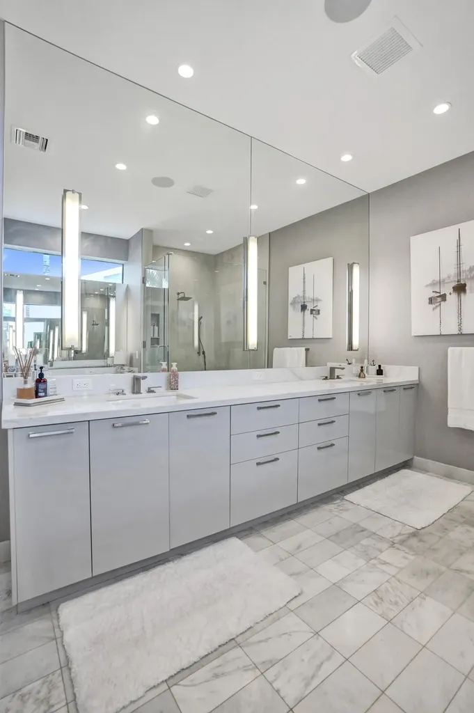 2816 NE 38th Street Fort Lauderdale FL 33308