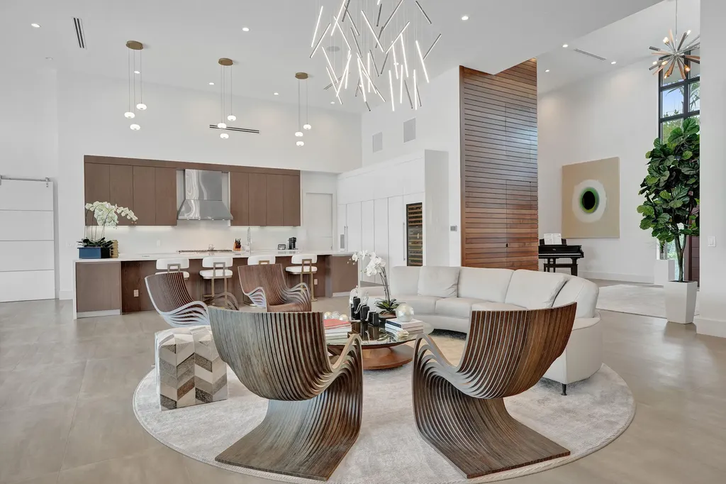 2816 NE 38th Street Fort Lauderdale FL 33308