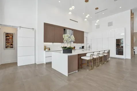 2816 NE 38th Street Fort Lauderdale FL 33308