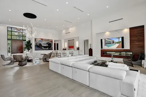 2816 NE 38th Street Fort Lauderdale FL 33308