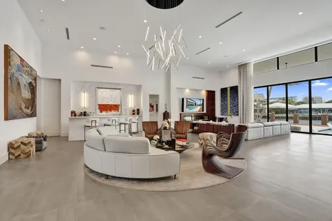 2816 NE 38th Street Fort Lauderdale FL 33308