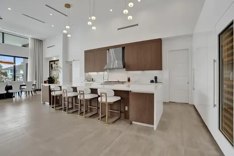 2816 NE 38th Street Fort Lauderdale FL 33308