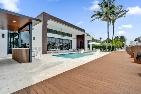 2816 NE 38th Street Fort Lauderdale FL 33308