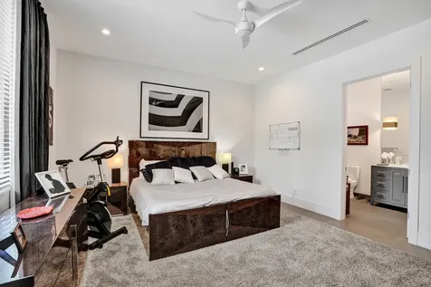 2816 NE 38th Street Fort Lauderdale FL 33308
