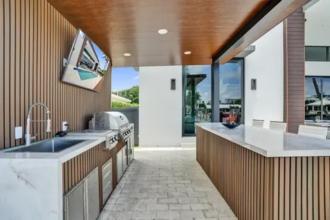 2816 NE 38th Street Fort Lauderdale FL 33308
