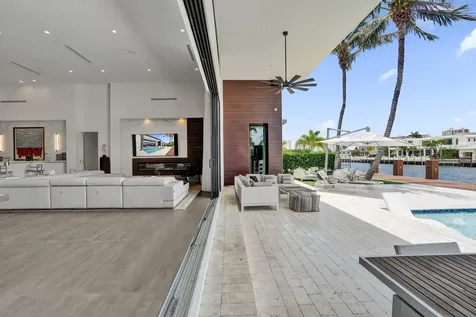 2816 NE 38th Street Fort Lauderdale FL 33308