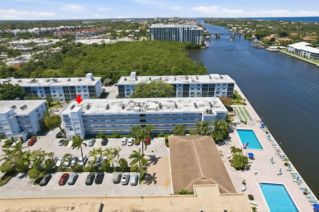 2008 S Federal Highway Boynton Beach FL 33435