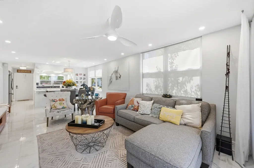 2008 S Federal Highway Boynton Beach FL 33435