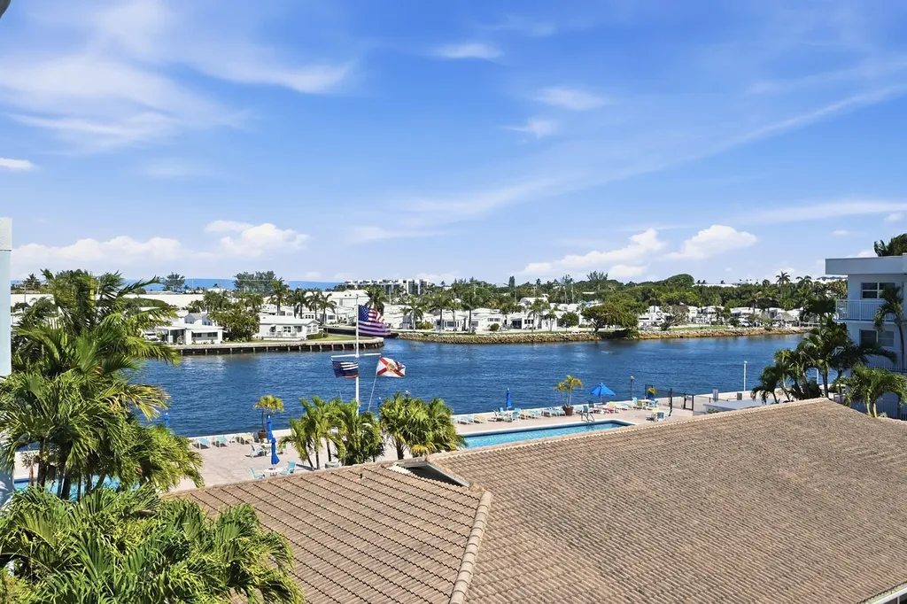 2008 S Federal Highway Boynton Beach FL 33435
