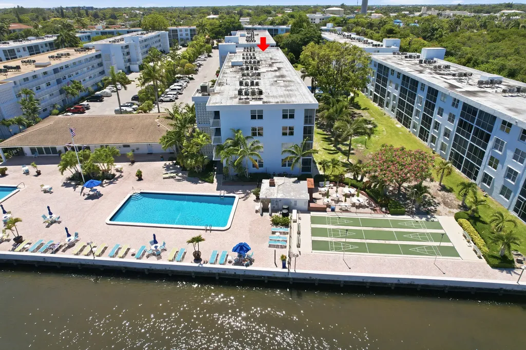 2008 S Federal Highway Boynton Beach FL 33435