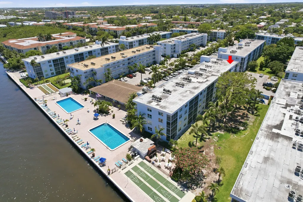 2008 S Federal Highway Boynton Beach FL 33435