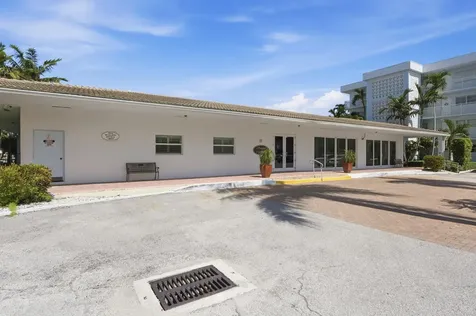 2008 S Federal Highway Boynton Beach FL 33435