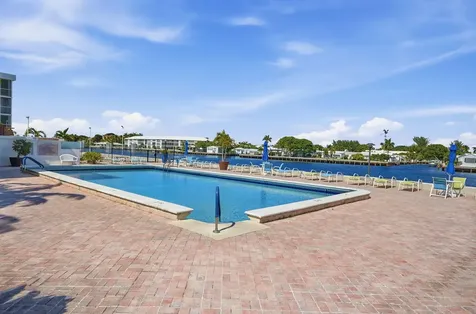 2008 S Federal Highway Boynton Beach FL 33435