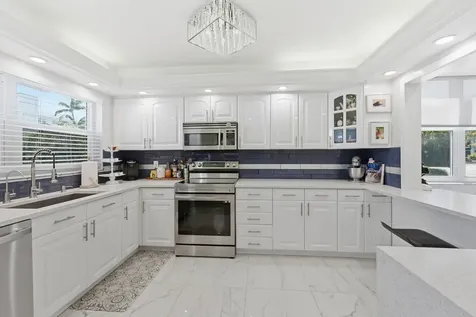 2008 S Federal Highway Boynton Beach FL 33435