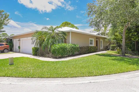 649 NE Bent Paddle Lane Port St Lucie FL 34983
