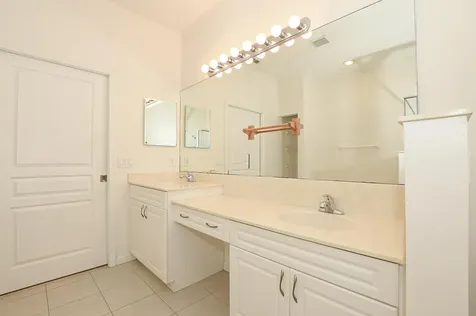 649 NE Bent Paddle Lane Port St Lucie FL 34983