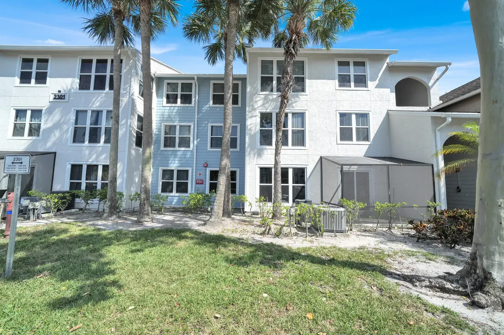 2301 N Congress Avenue Boynton Beach FL 33426