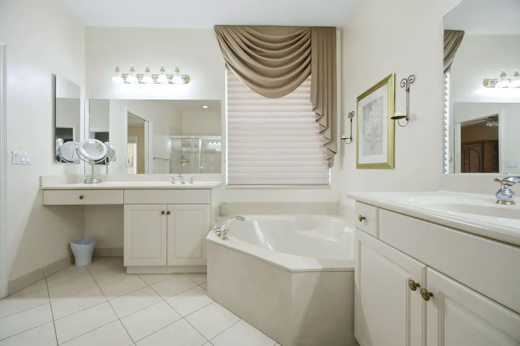 6018 NW 56th Circle NW Coral Springs FL 33067