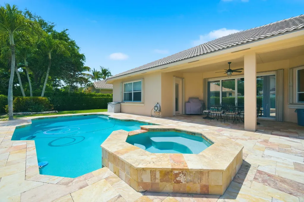 6018 NW 56th Circle NW Coral Springs FL 33067