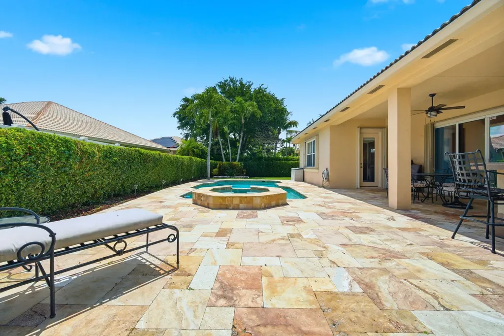 6018 NW 56th Circle NW Coral Springs FL 33067