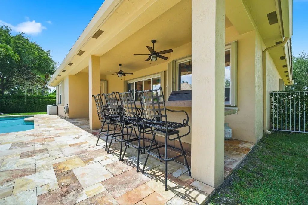 6018 NW 56th Circle NW Coral Springs FL 33067