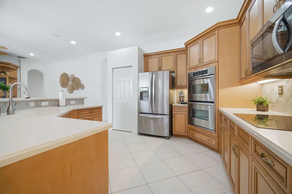 6018 NW 56th Circle NW Coral Springs FL 33067
