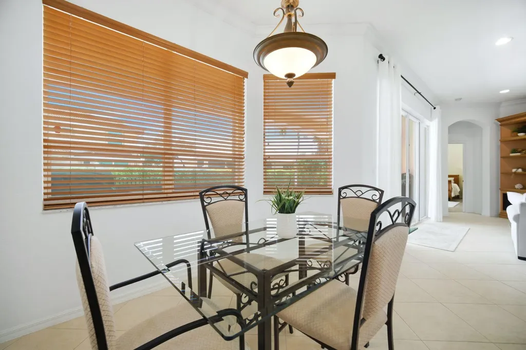 6018 NW 56th Circle NW Coral Springs FL 33067
