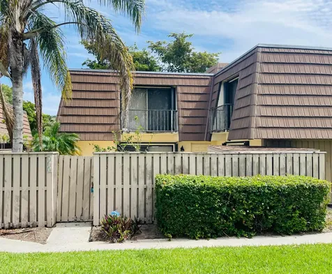 713 7th Court Palm Beach Gardens FL 33410