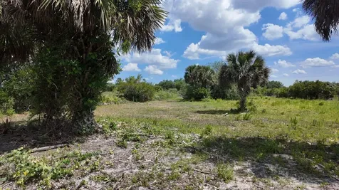 18980 NW 274th Street Okeechobee FL 34972