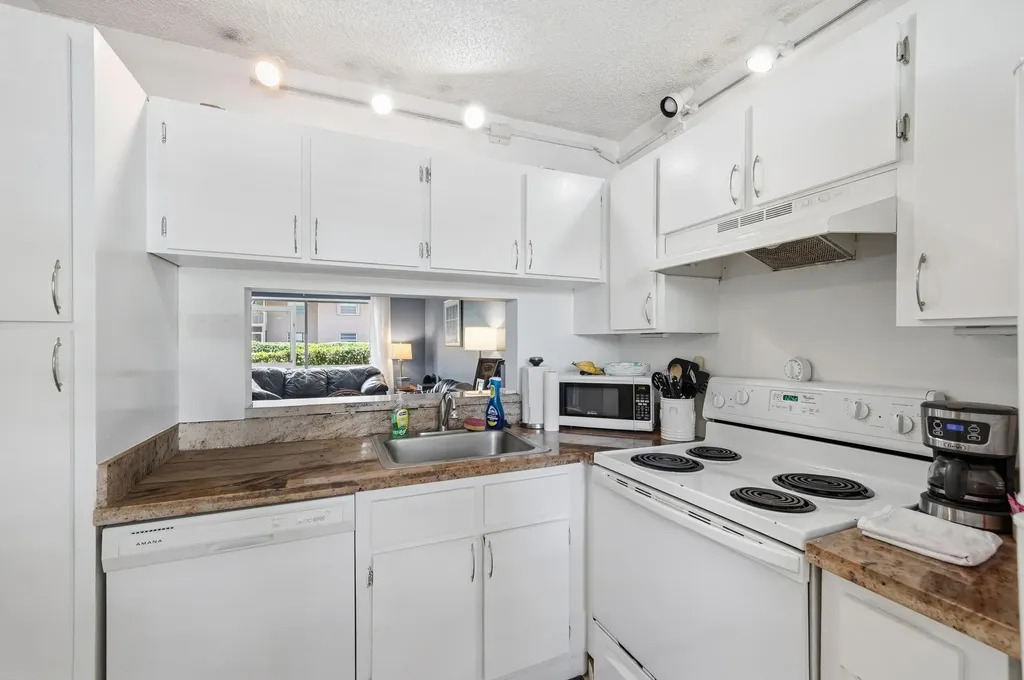 8840 Royal Palm Boulevard Coral Springs FL 33065