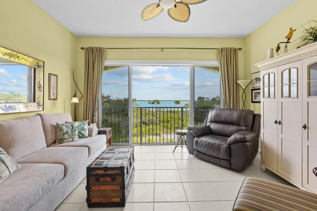 25 Harbour Isle Drive W Fort Pierce FL 34949