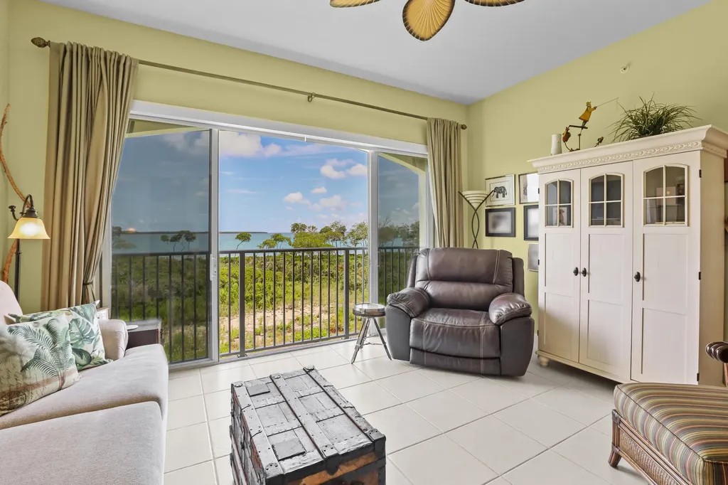 25 Harbour Isle Drive W Fort Pierce FL 34949
