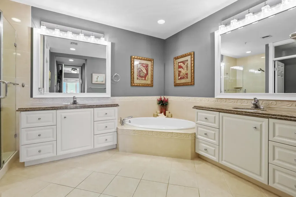 25 Harbour Isle Drive W Fort Pierce FL 34949